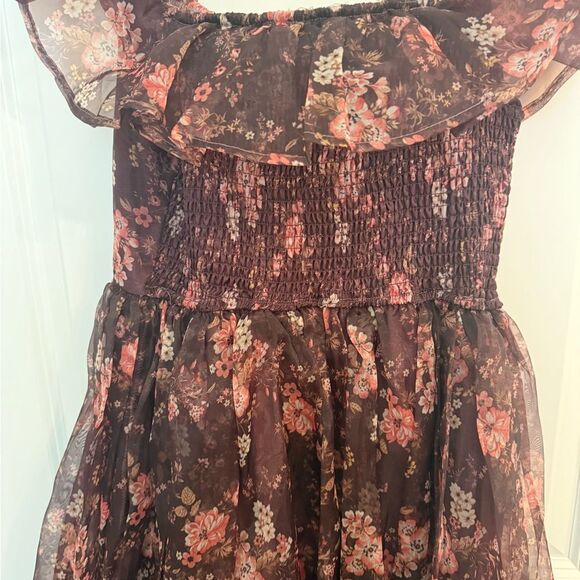 ALTAR'D STATE Valentina Ruffle Floral Maxi
Maroon Dress, Size Medium-F2 - Picture 7 of 8